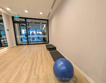 
#1721-60 Princess St Waterfront Communities C8 1 beds 2 baths  garage 520000.00        