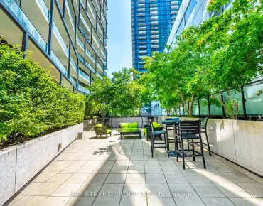 
#1803-125 Peter St Waterfront Communities C1 1 beds 1 baths  garage 549000.00        