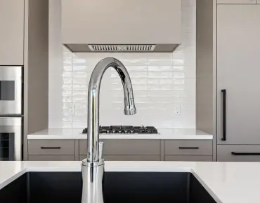 #3B-2010 Bathurst St Humewood-Cedarvale 1睡房2卫生间1车位, 出售价格1699999.00加元