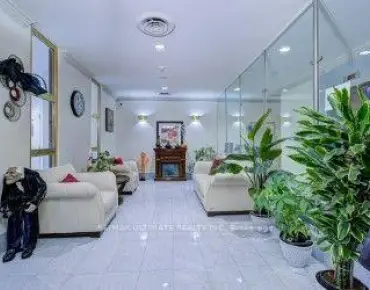 
            #525-1700 Eglinton Ave E Victoria Village 2睡房2卫生间2车位, 出售价格450000.00加元                    