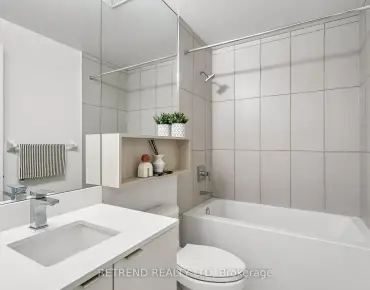 
            #1725-70 Princess St Waterfront Communities C8 1睡房2卫生间车位, 出售价格399000.00加元                    