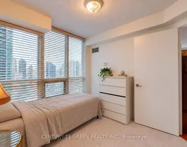 
#1505-16 Yonge St Waterfront Communities C1 2 beds 2 baths  garage 649900.00        