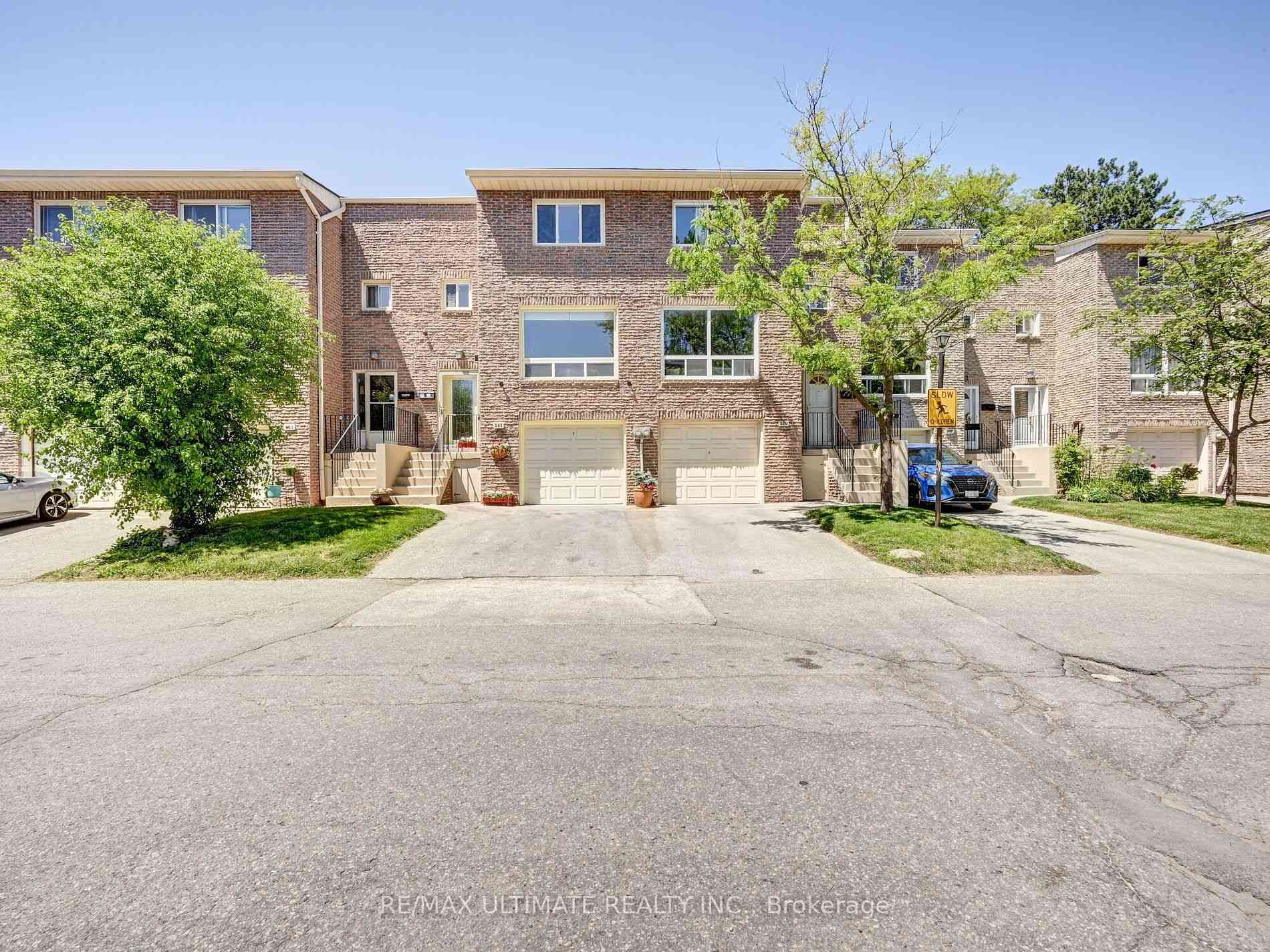 Toronto condo townhouses