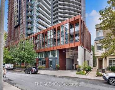 
            #Th105-32 Davenport Rd Annex 3睡房3卫生间2车位, 出售价格1499000.00加元                    