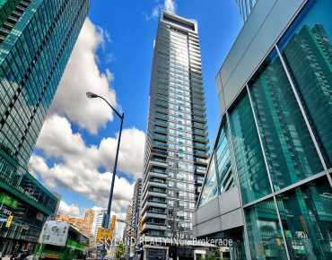 
            #1310-2 Anndale Dr Willowdale East 2睡房2卫生间1车位, 出售价格828000.00加元                    