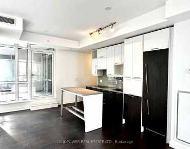 
#704-30 Nelson St Waterfront Communities C1 2 beds 2 baths 1 garage 989000.00        