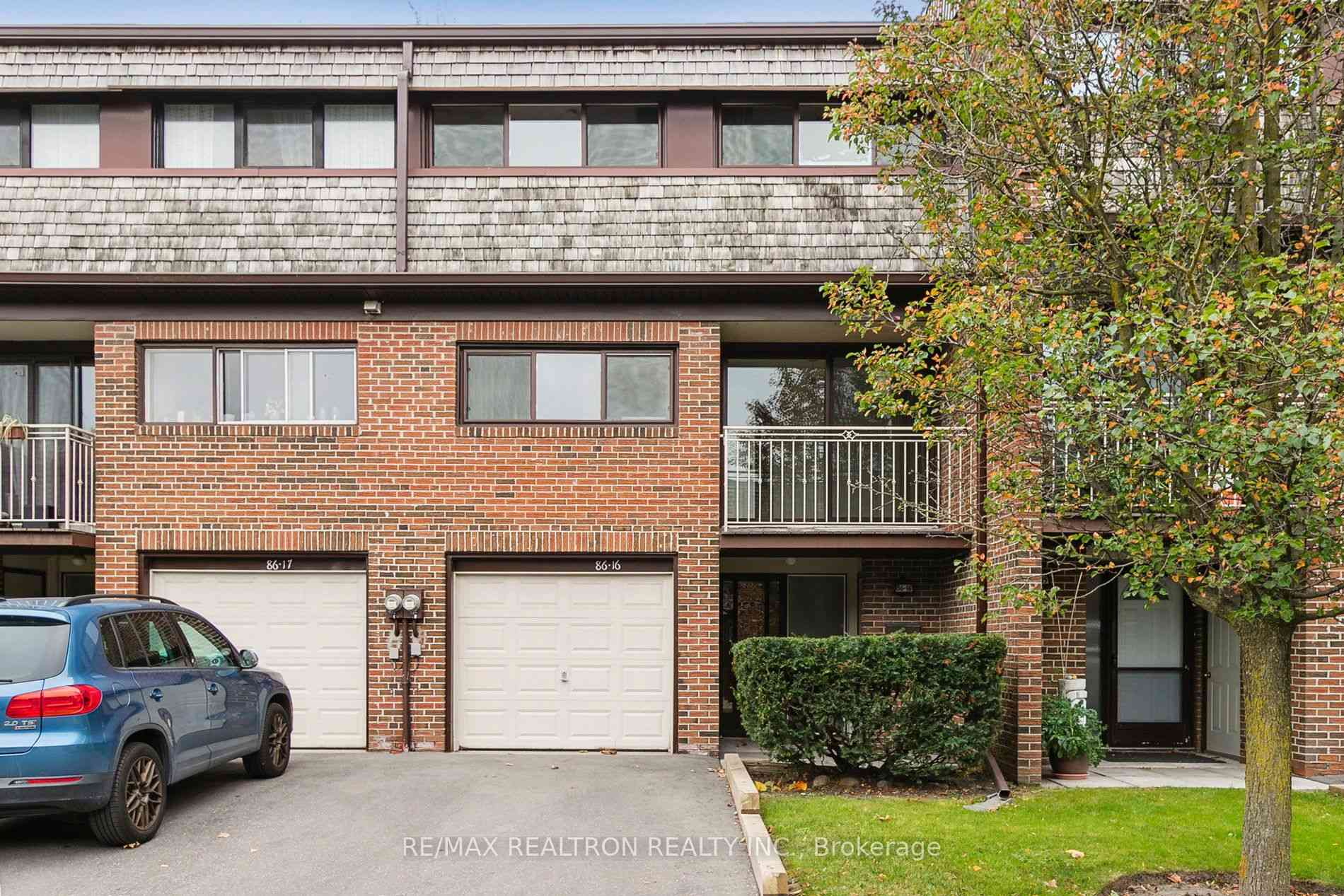 Toronto condo townhouses