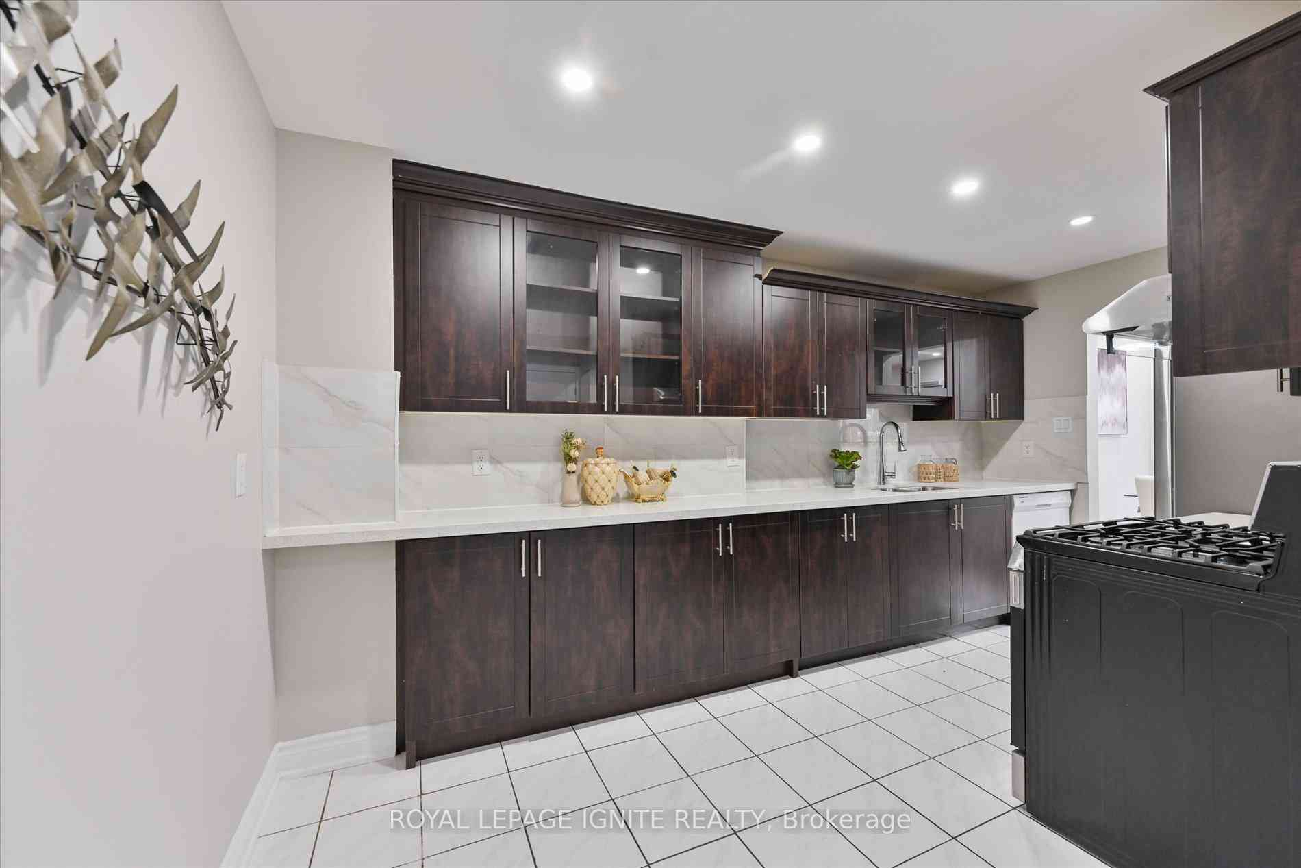 Toronto condo townhouses