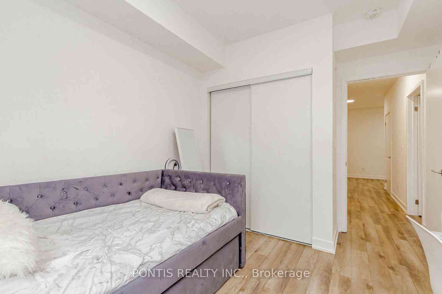 Toronto condo townhouses