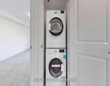 #101-45 Connaught Ave Greenwood-Coxwell 1睡房1卫生间车位, 出售价格423000.00加元