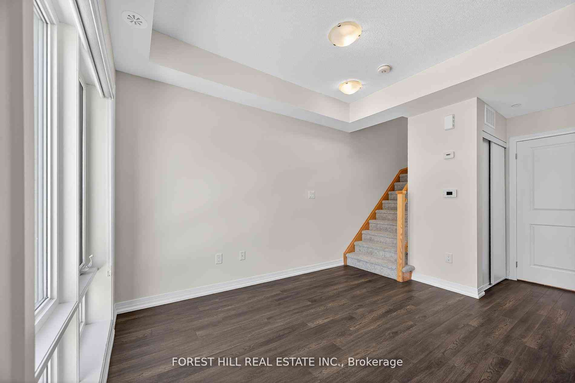 Toronto condo townhouses