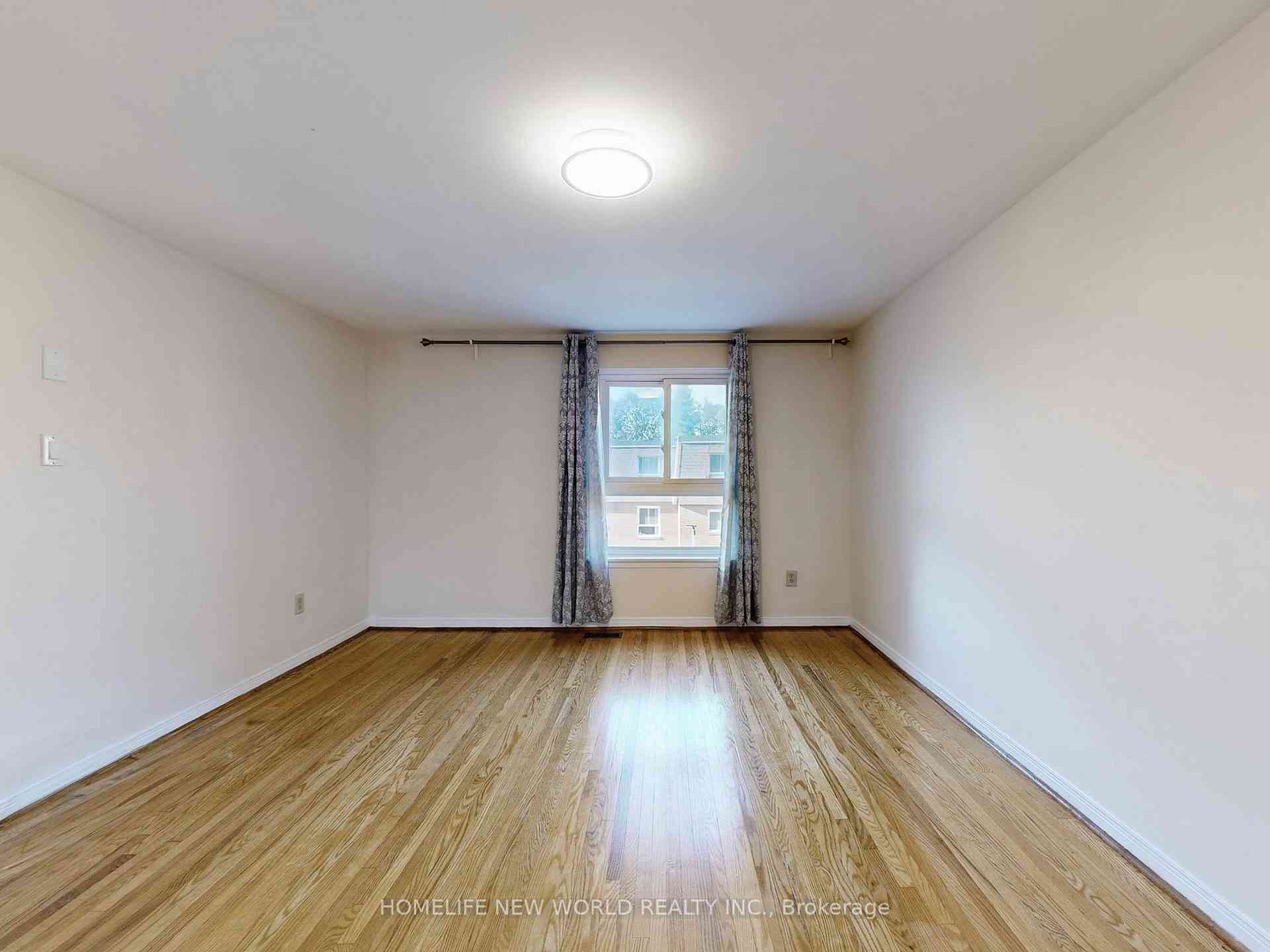 Toronto condo townhouses