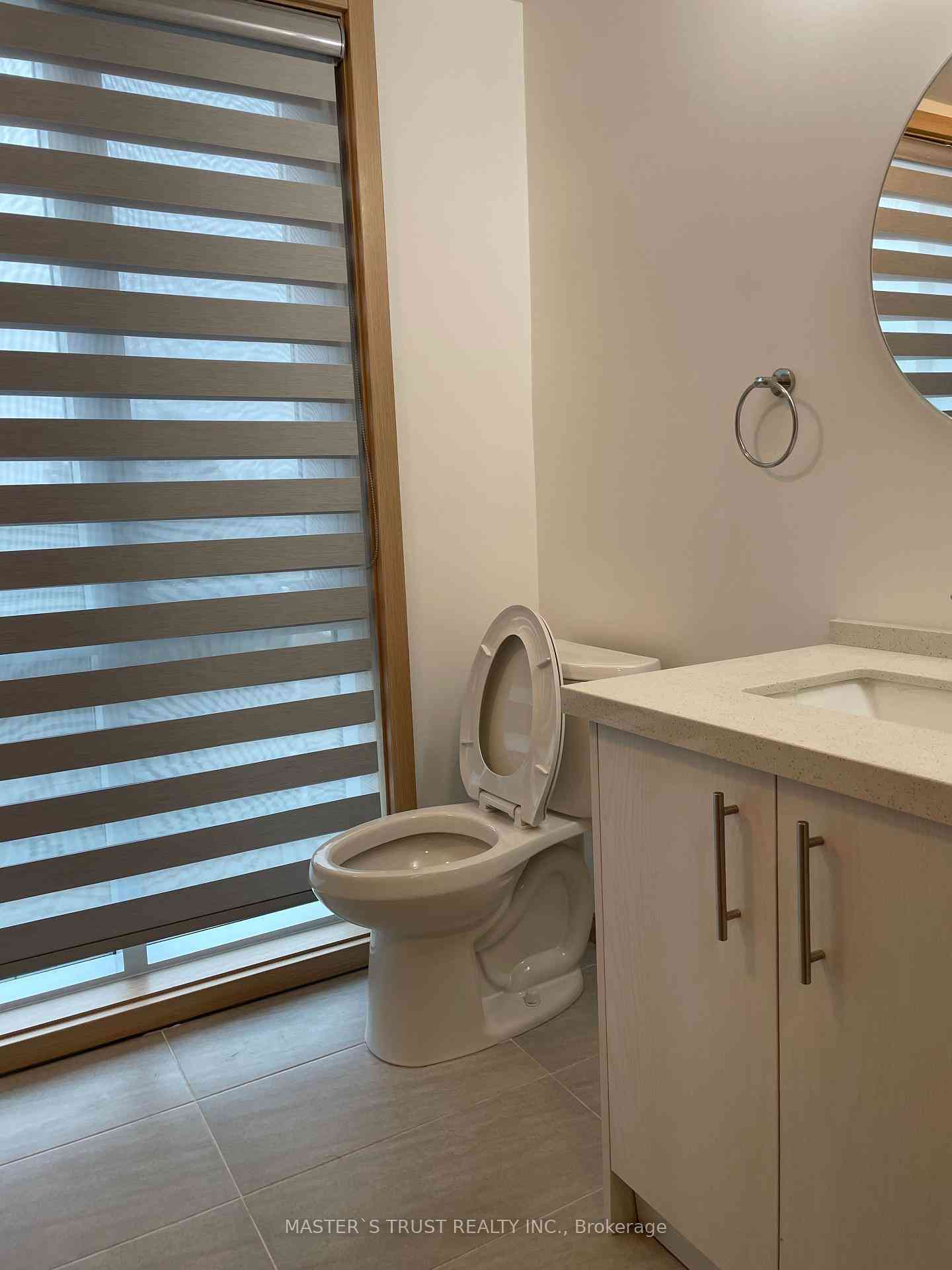 Toronto 共管镇屋