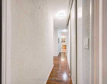 
#PH07-20 Gilder Dr E Eglinton East 3 beds 2 baths 2 garage 499000.00        