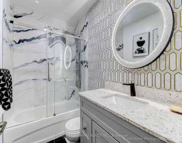 
            #3-361 Birchmount Rd Birchcliffe-Cliffside 4睡房2卫生间2车位, 出售价格749000.00加元                    