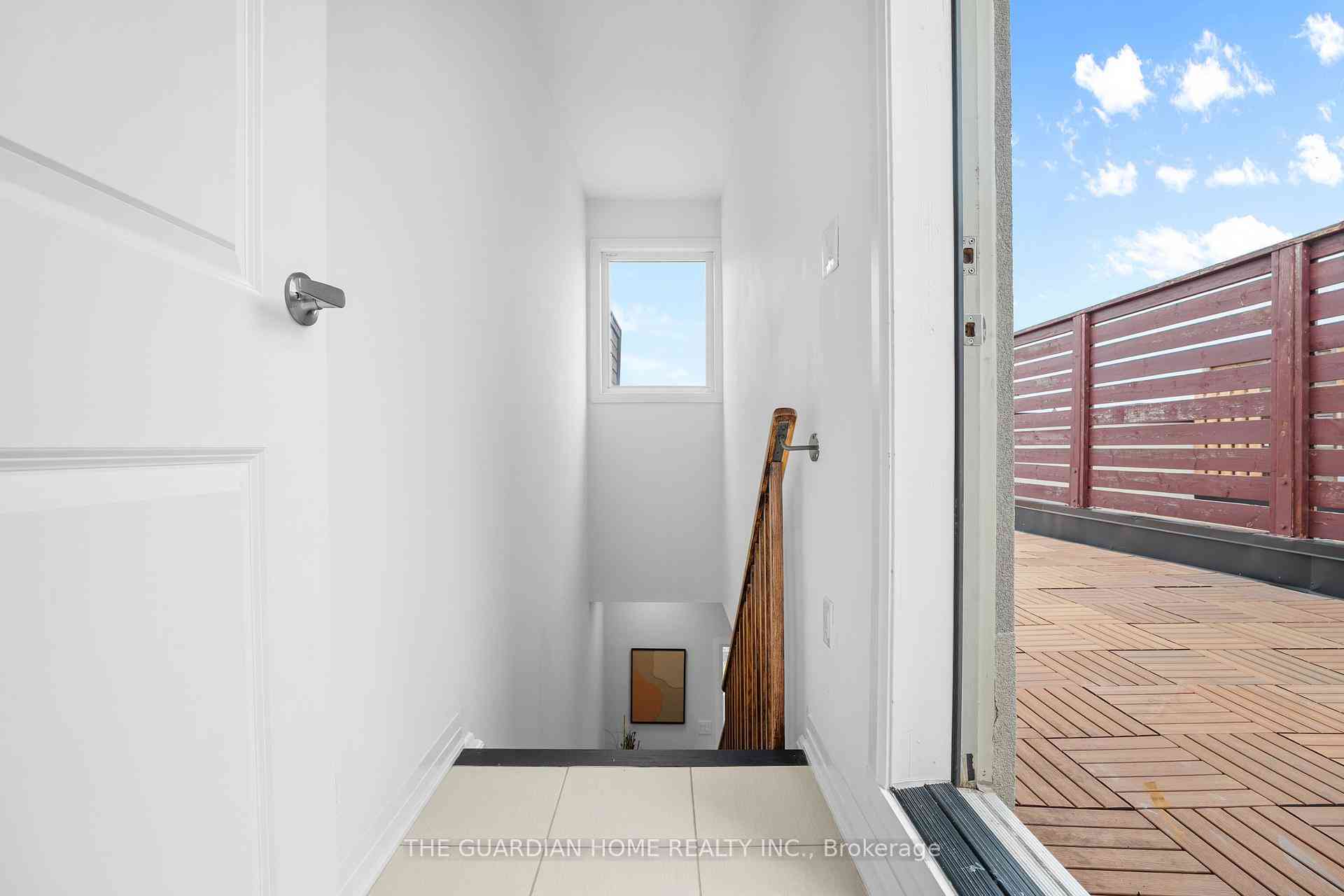 Toronto 共管镇屋