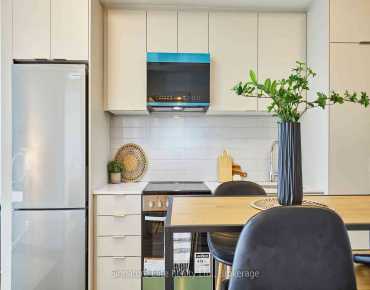 
            #411-4569 Kingston Rd West Hill 1睡房1卫生间1车位, 出售价格439000.00加元                    