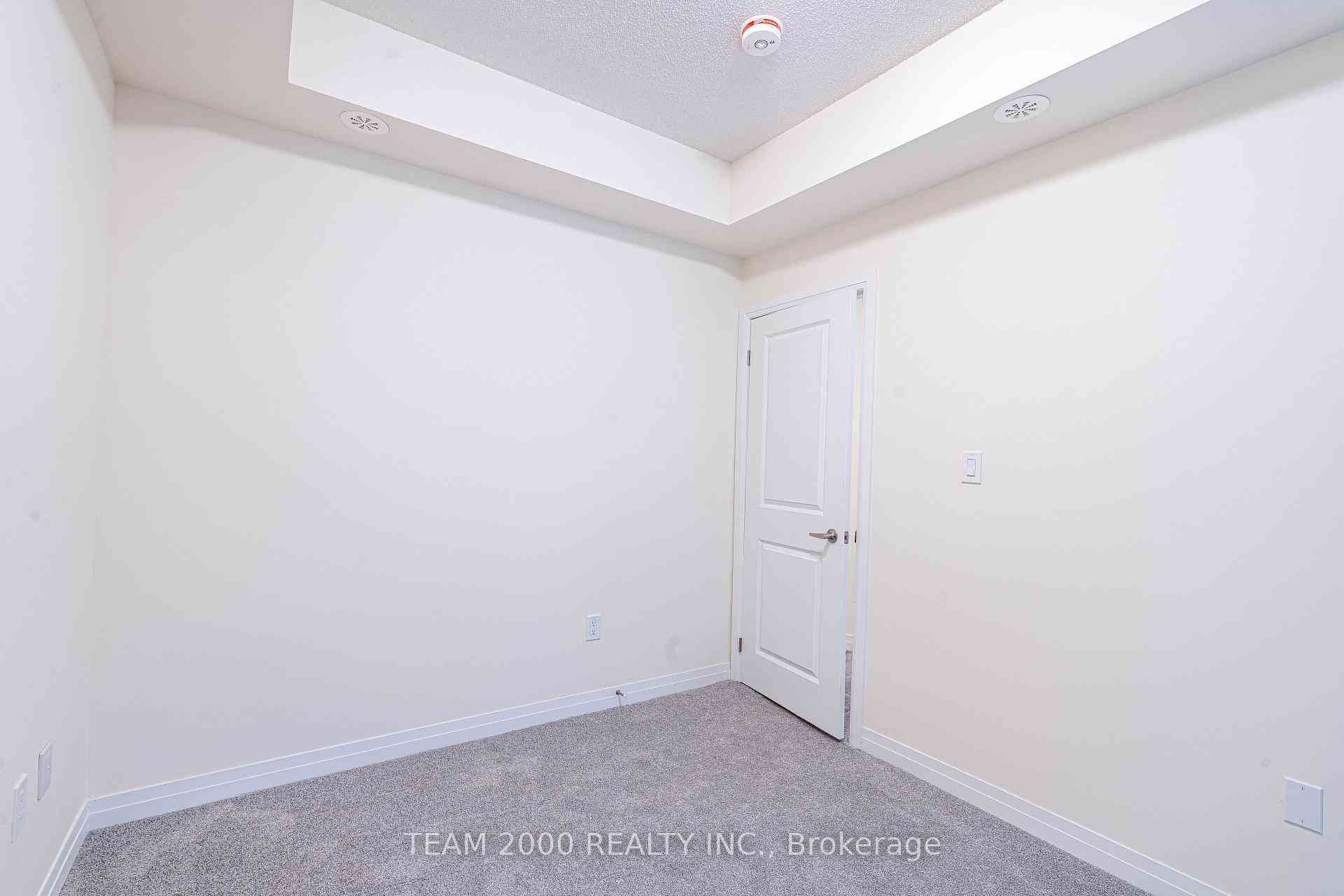 Toronto condo townhouses