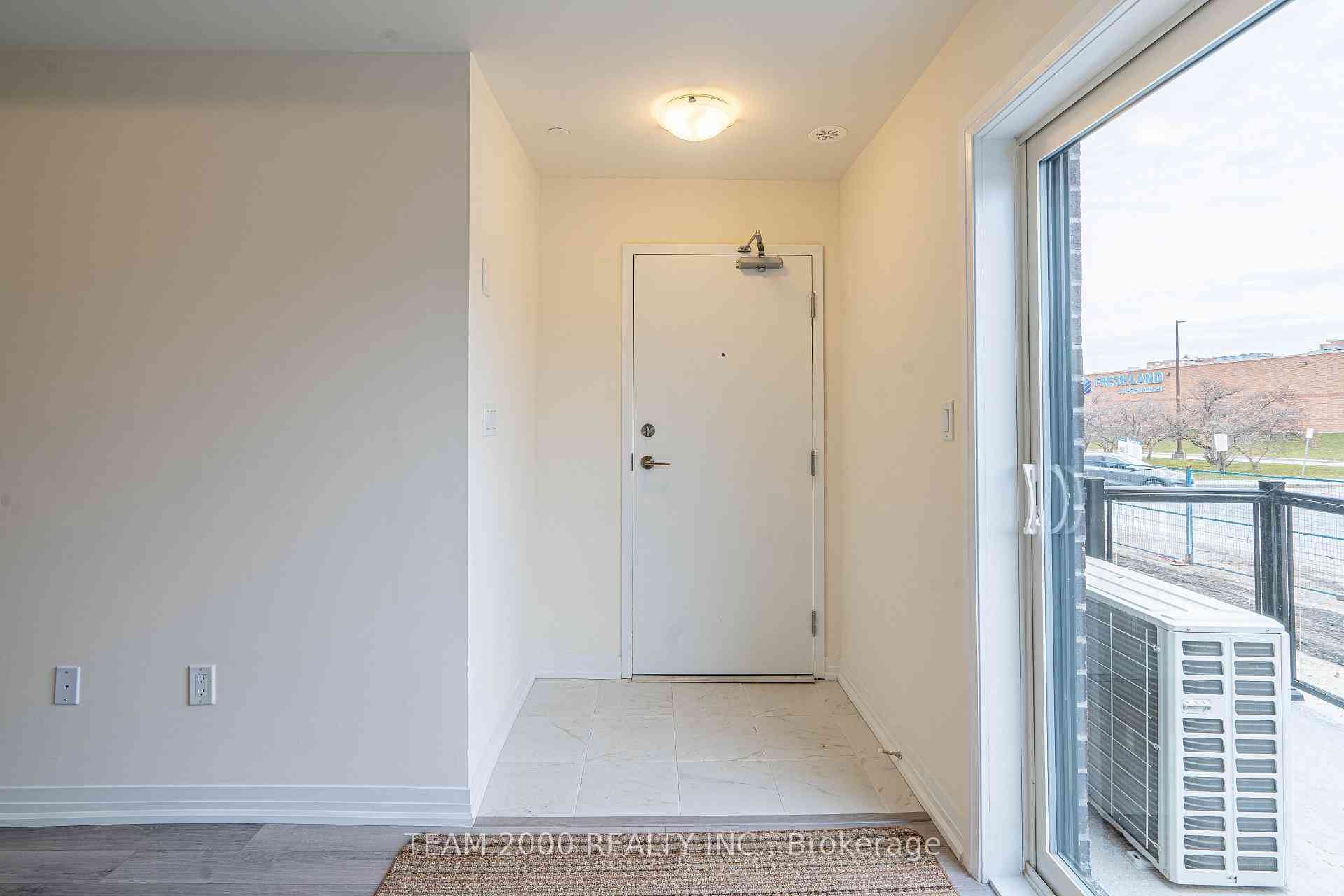 Toronto condo townhouses