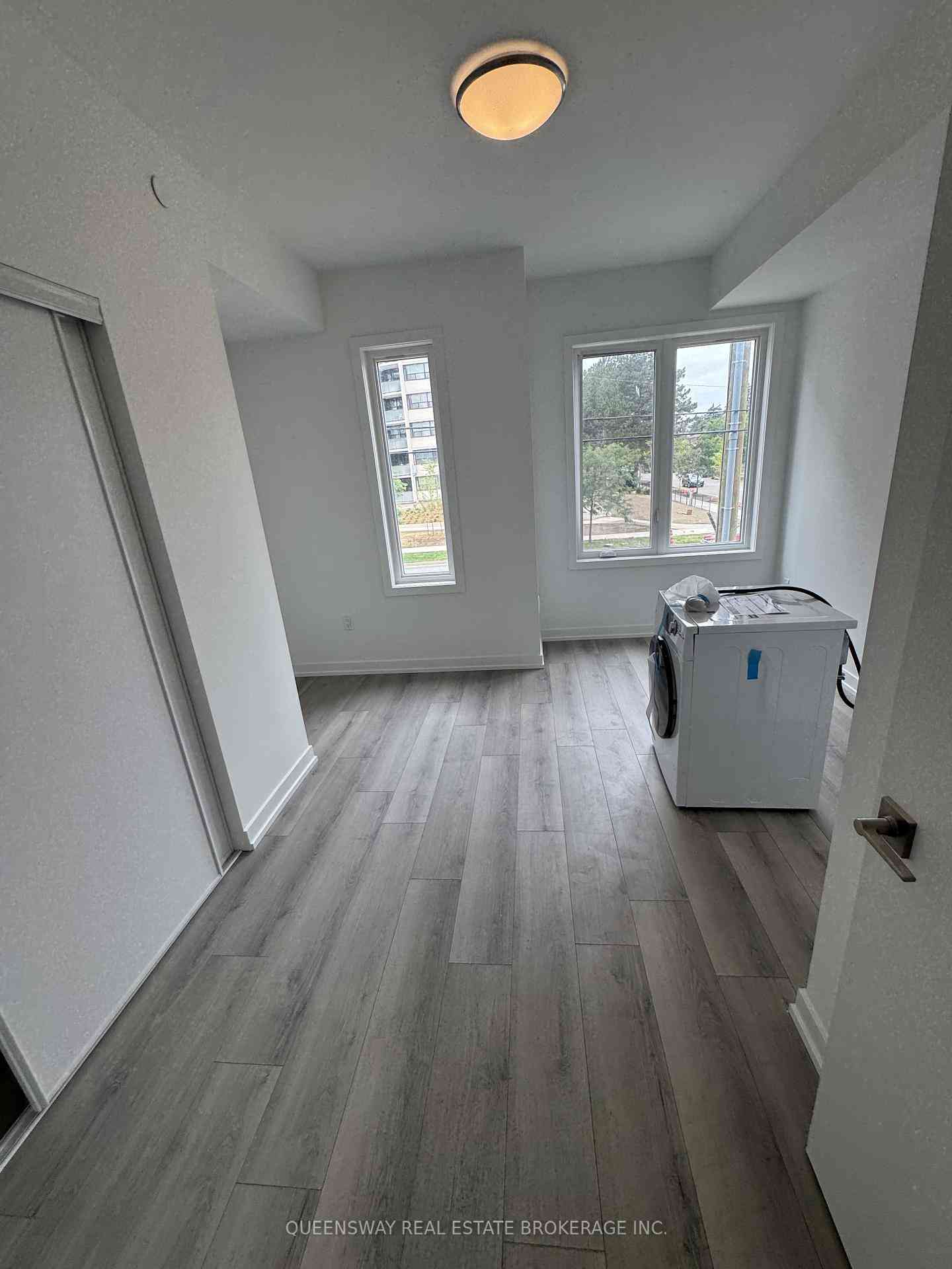 Toronto condo townhouses