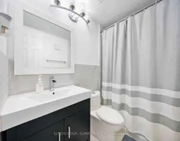 
            #2110-5 Massey Sq Crescent Town 2睡房1卫生间1车位, 出售价格479999.00加元                    