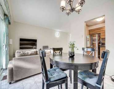 #32-1121 Sandhurst Circ Agincourt North 3 beds 2 baths 2 garage 549900.00