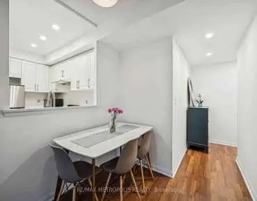 
#1911-8 Lee Centre Dr Woburn 2 beds 1 baths 1 garage 459000.00        