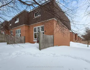 
            ##23-90 Crockamhill Dr Agincourt North 3睡房3卫生间2车位, 出售价格668800.00加元                    