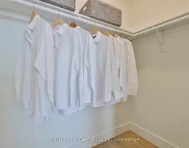 #Centre-2343 Gerrard St E East End-Danforth 2睡房2卫生间1车位, 出售价格769000.00加元