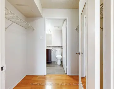 
            #307-330 Mccowan Rd Eglinton East 2睡房2卫生间1车位, 出售价格515000.00加元                    