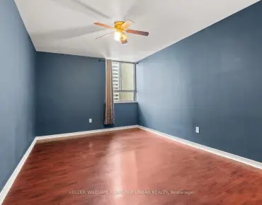 
            #903-5 Massey Sq Crescent Town 1睡房1卫生间1车位, 出售价格349900.00加元                    