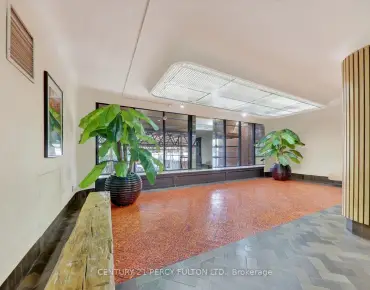 #816-1 Massey Sq Crescent Town 2 beds 1 baths garage 429000.00