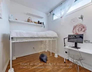 #82-1209 Queen St E South Riverdale 3 beds 2 baths 1 garage 749900.00