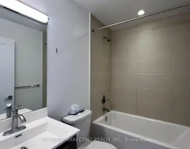 #3017-275 Village Green Sq Agincourt South-Malvern West 1 beds 1 baths 1 garage 420000.00