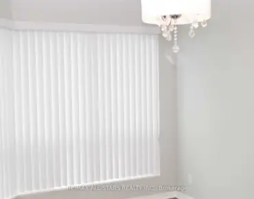 
            #2315-1 Lee Centre Dr Woburn 1睡房1卫生间1车位, 出售价格419900.00加元                    