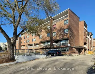 
            #204-4060 Lawrence Ave E West Hill 3睡房2卫生间2车位, 出售价格359000.00加元                    