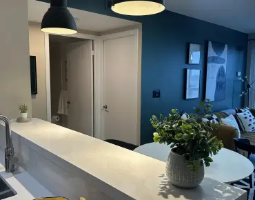 
#801-38 Lee Centre Dr Woburn 1 beds 1 baths 1 garage 429000.00        