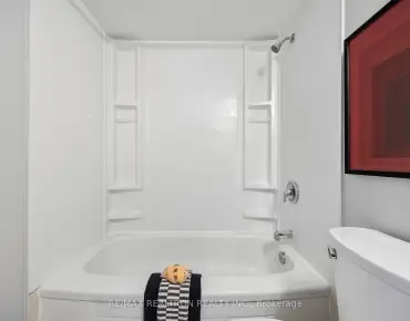 #1033-3 Greystone Walk Dr Kennedy Park 1睡房1卫生间1车位, 出售价格399900.00加元