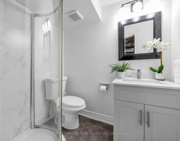 
            #155-25 Collinsgrove Rd West Hill 3睡房2卫生间2车位, 出售价格639900.00加元                    