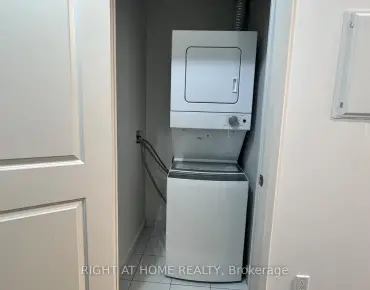 #824-20 Meadowglen Pl Woburn 1 beds 1 baths garage 389000.00