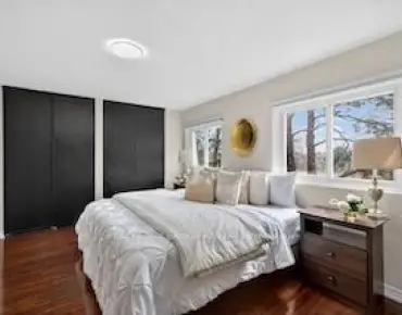 
            #9-443 Manse Rd West Hill 3睡房2卫生间2车位, 出售价格669900.00加元                    