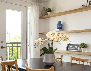 
            #TH7-100 Coxwell Ave Greenwood-Coxwell 2睡房3卫生间1车位, 出售价格999000.00加元                    