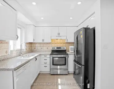 #42-435 Middlefield Rd Agincourt North 3 beds 3 baths 2 garage 999999.00