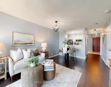 
#1002-1 Lee Centre Dr Woburn 1 beds 1 baths 1 garage 424900.00        
