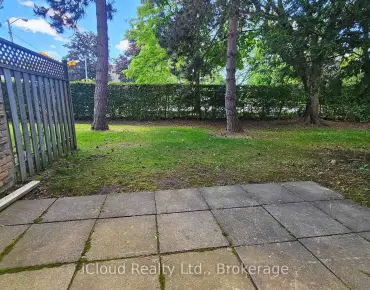 
            #120-371 Orton Park Rd Morningside 4睡房2卫生间2车位, 出售价格735000.00加元                    