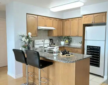 
#1109-68 Grangeway Ave Woburn 2 beds 2 baths 1 garage 550000.00        