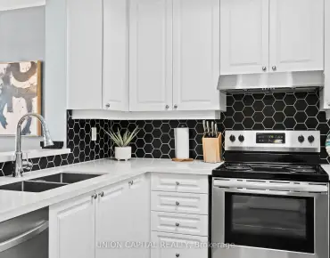 #PH918-3650 Kingston Rd Scarborough Village 2 beds 1 baths 1 garage 399000.00