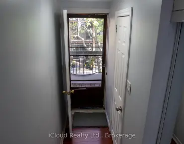 #16-50 Coleman Ave East End-Danforth 3 beds 3 baths 3 garage 690000.00