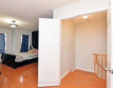 #908-29 Rosebank Dr Malvern 3 beds 4 baths 1 garage 799000.00