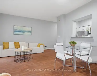 
            #108-5039 Finch Ave E Agincourt North 1睡房1卫生间1车位, 出售价格375000.00加元                    